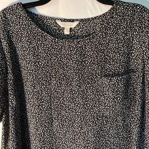 Lauren Conrad Womens Size XXL black and white flowered blouse